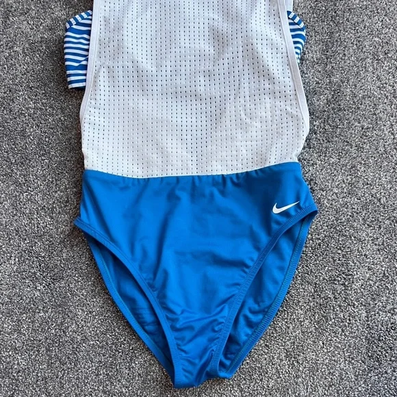 Nike vintage 2pc swimsuit bikini, 2 piece suspender like style size small - Picture 2 of 7